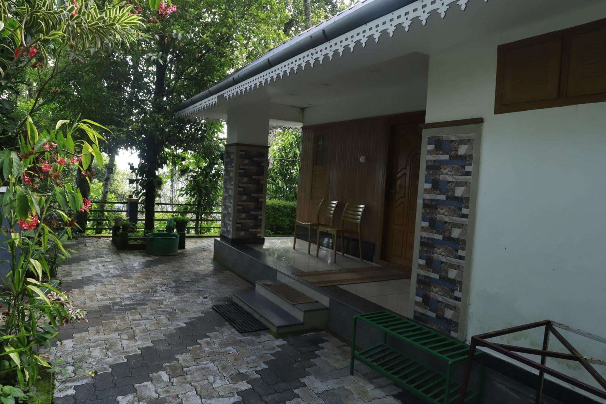 Nature Villa Anachal Exteriör bild