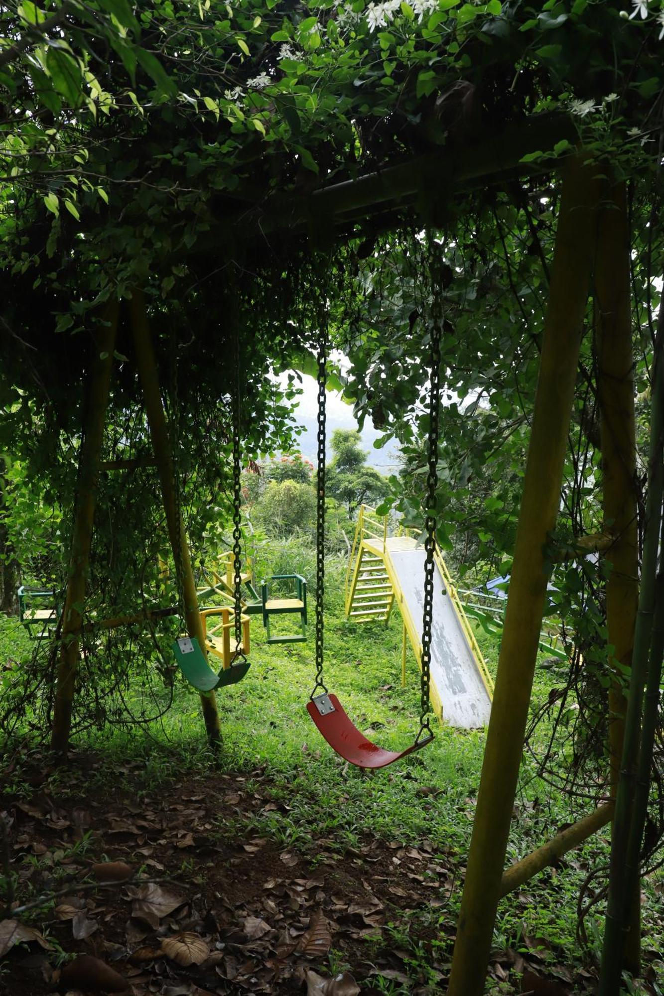 Nature Villa Anachal Exteriör bild